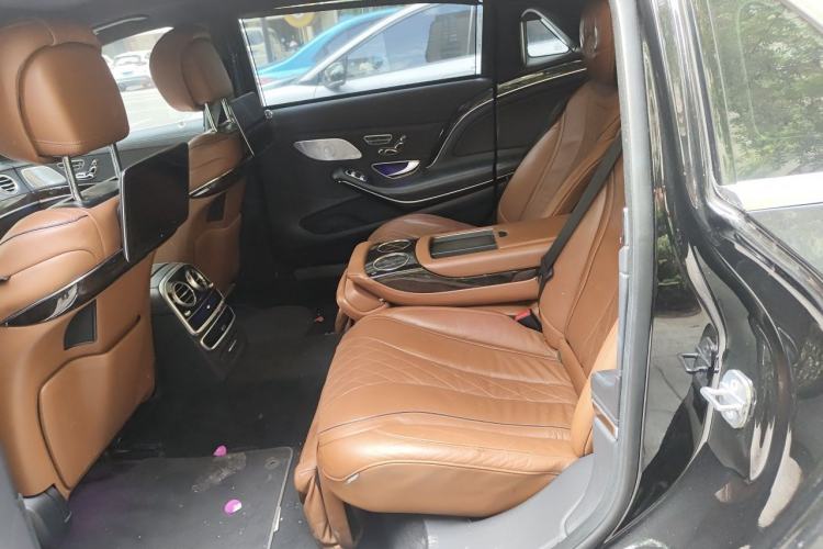 Used Mercedes-Benz Maybach S-Class 2020 S 450 4MATIC Collector's Edition Left Rear Seat