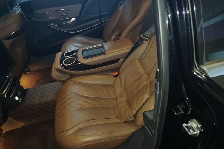 Used Mercedes-Benz Maybach S-Class 2020 S 450 4MATIC Left Rear Seat