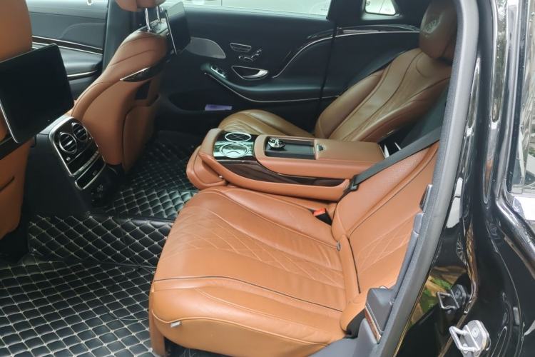 Used Mercedes-Benz Maybach S-Class 2020 S 450 4MATIC Collector's Edition Left Rear Seat