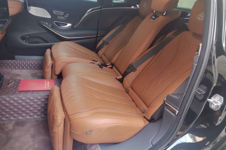 Used Mercedes-Benz Maybach S-Class 2020 S 450 4MATIC Collector's Edition Left Rear Seat