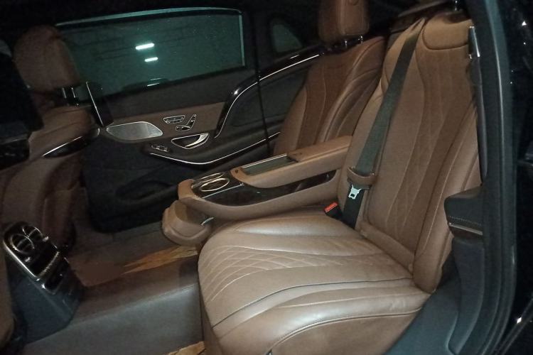 Used Mercedes-Benz Maybach S-Class 2020 S 450 4MATIC Left Rear Seat