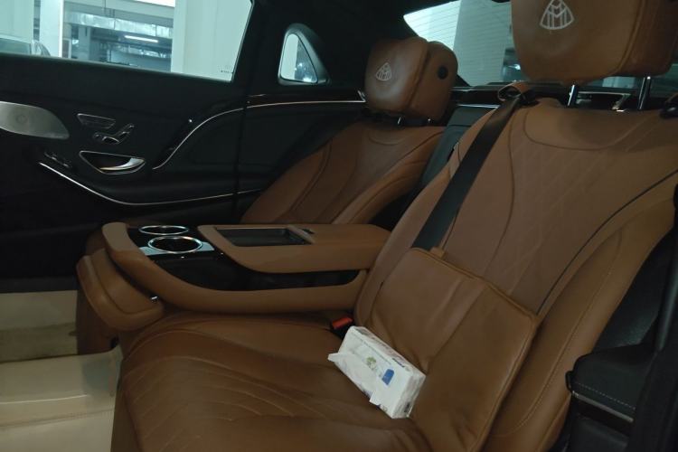 Used Mercedes-Benz Maybach S-Class 2020 S 450 4MATIC Collector's Edition Left Rear Seat