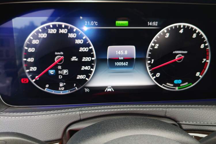 Used Mercedes-Benz Maybach S-Class 2020 S 450 4MATIC Collector's Edition Odometer Close Up