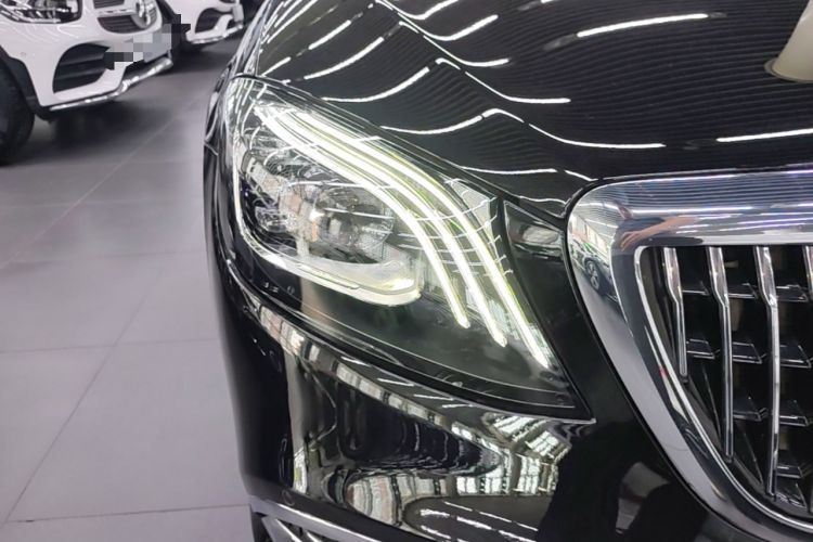 Used Mercedes-Benz Maybach S-Class 2020 S 450 4MATIC Collector's Edition Right Front Headlight
