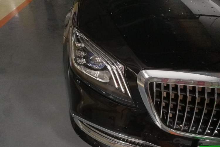 Used Mercedes-Benz Maybach S-Class 2020 S 450 4MATIC Right Front Headlight