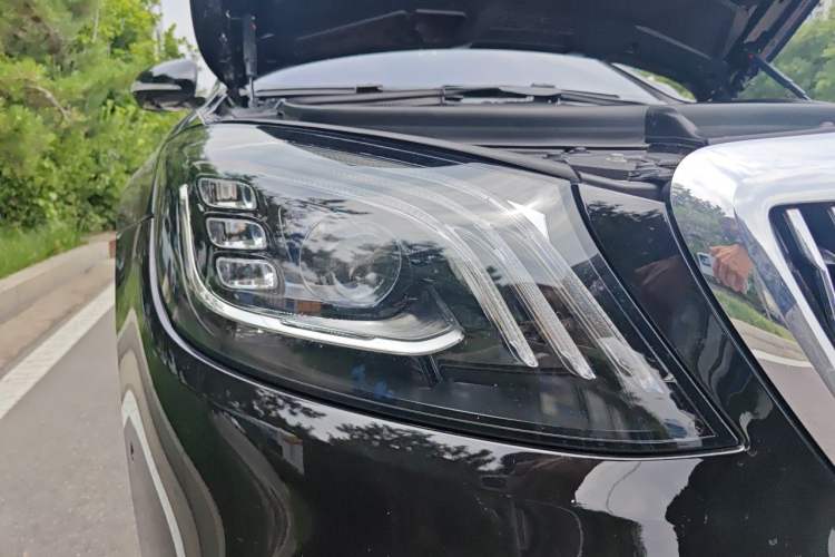 Used Mercedes-Benz Maybach S-Class 2020 S 450 4MATIC Right Front Headlight