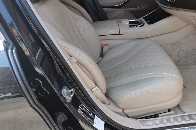 Used Mercedes-Benz Maybach S-Class 2020 S 450 4MATIC Right Front Seat