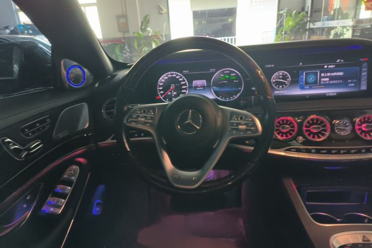Used Mercedes-Benz Maybach S-Class 2020 S 450 4MATIC Collector's Edition Steering Wheel