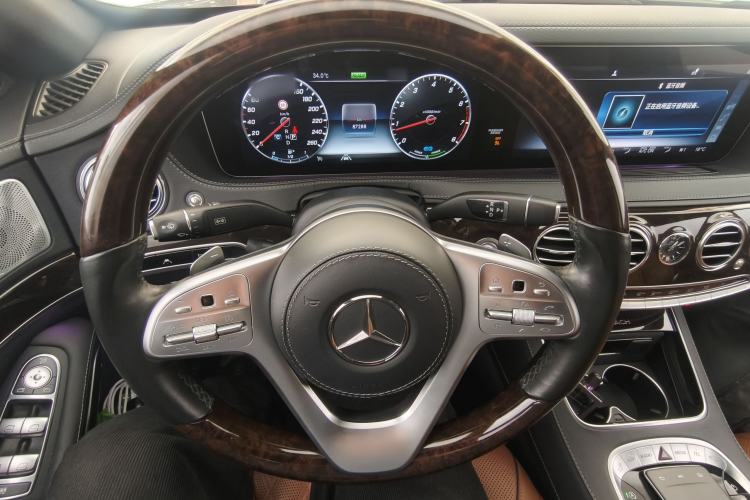 Used Mercedes-Benz Maybach S-Class 2020 S 450 4MATIC Collector's Edition Steering Wheel