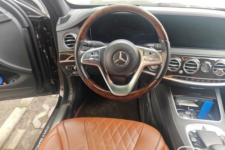 Used Mercedes-Benz Maybach S-Class 2020 S 450 4MATIC Collector's Edition Steering Wheel