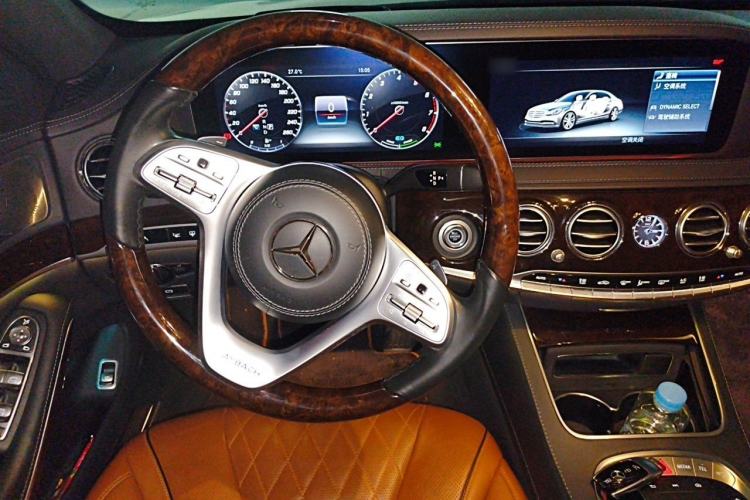 Used Mercedes-Benz Maybach S-Class 2020 S 450 4MATIC Collector's Edition Steering Wheel