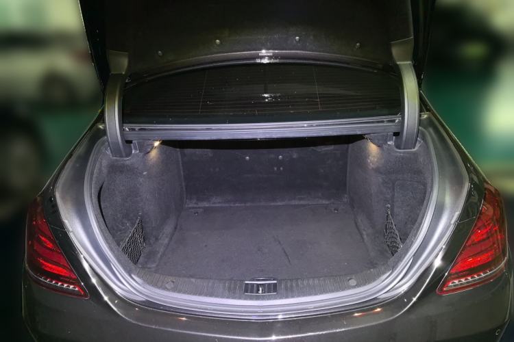 Used Mercedes-Benz Maybach S-Class 2020 S 450 4MATIC Collector's Edition Trunk