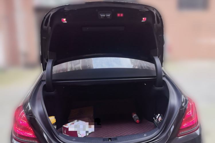 Used Mercedes-Benz Maybach S-Class 2020 S 450 4MATIC Collector's Edition Trunk