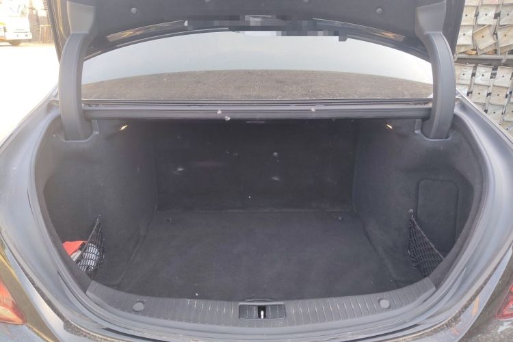 Used Mercedes-Benz Maybach S-Class 2020 S 450 4MATIC Collector's Edition Trunk