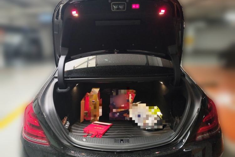 Used Mercedes-Benz Maybach S-Class 2020 S 450 4MATIC Collector's Edition Trunk
