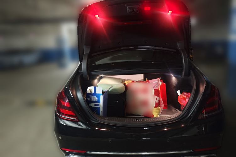 Used Mercedes-Benz Maybach S-Class 2020 S 450 4MATIC Collector's Edition Trunk