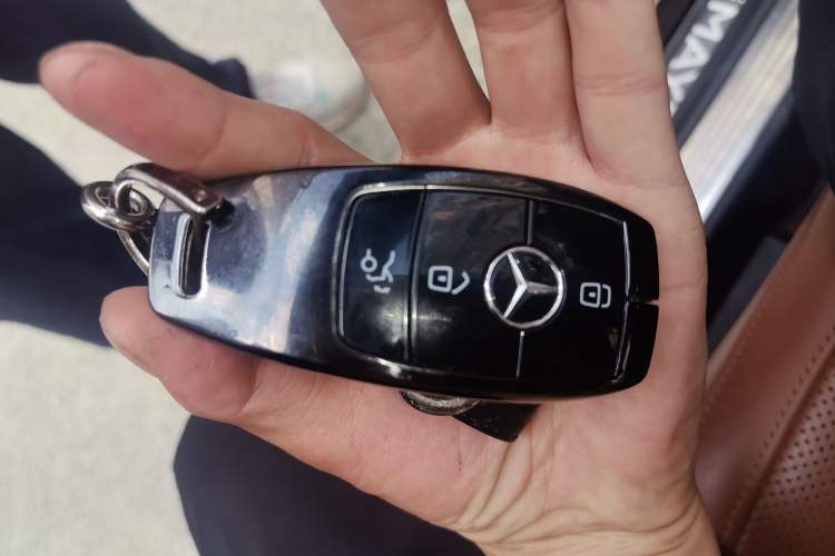 Used Mercedes-Benz Maybach S-Class 2020 S 450 4MATIC Collector's Edition Vehicle Key