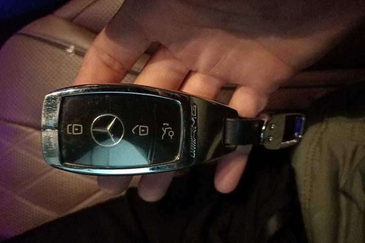 Used Mercedes-Benz Maybach S-Class 2020 S 450 4MATIC Vehicle Key