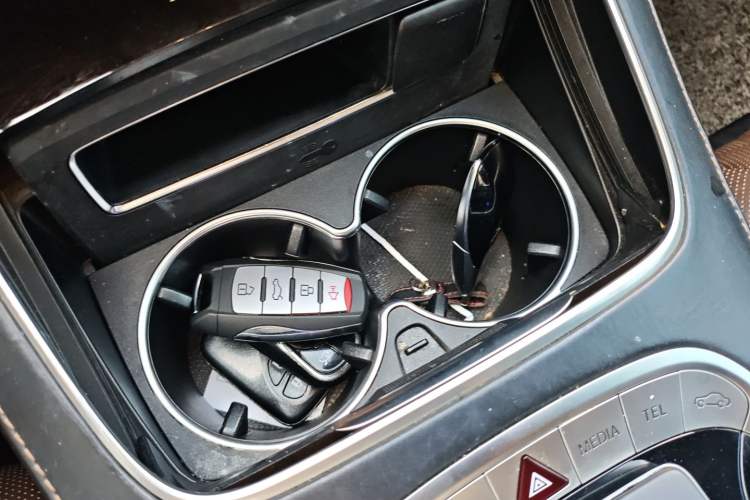 Used Mercedes-Benz Maybach S-Class 2020 S 450 4MATIC Vehicle Key