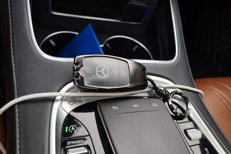 Used Mercedes-Benz Maybach S-Class 2020 S 450 4MATIC Collector's Edition Vehicle Key