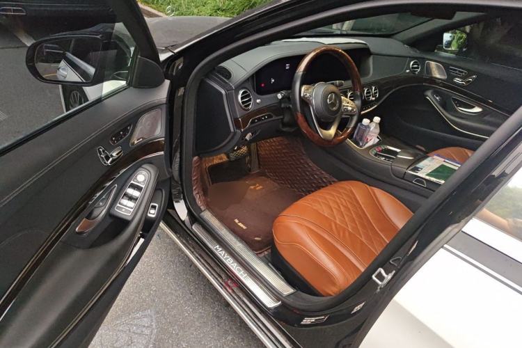 Used Mercedes-Benz Maybach S-Class 2020 S 450 4MATIC Collector's Edition Driver Seat
