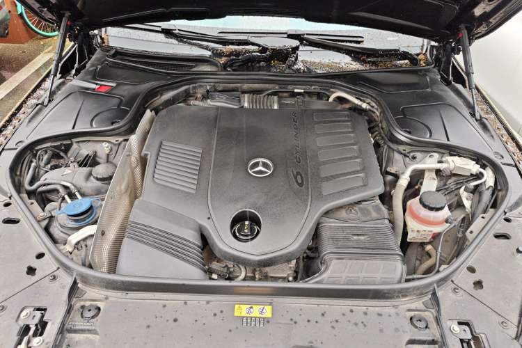 Used Mercedes-Benz Maybach S-Class 2020 S 450 4MATIC Collector's Edition Engine Bay