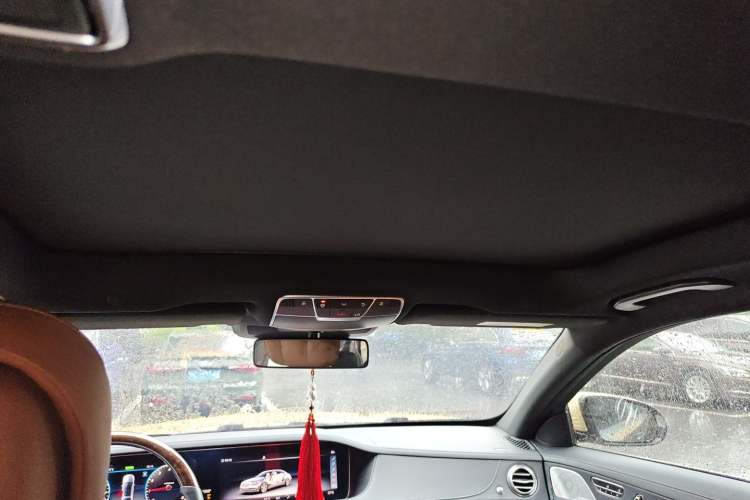 Used Mercedes-Benz Maybach S-Class 2020 S 450 4MATIC Collector's Edition Headliner