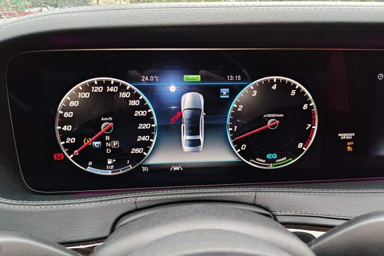 Used Mercedes-Benz Maybach S-Class 2020 S 450 4MATIC Collector's Edition Instrument Cluster