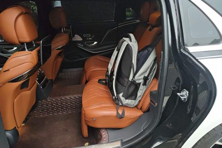 Used Mercedes-Benz Maybach S-Class 2020 S 450 4MATIC Collector's Edition Left Rear Seat