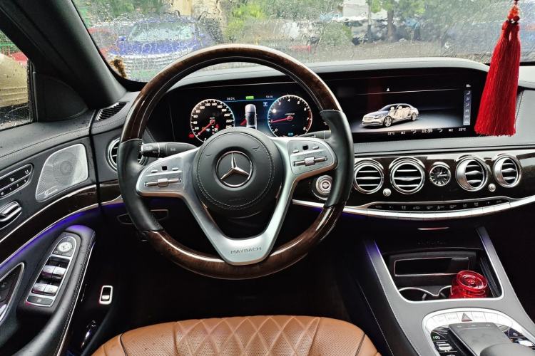 Used Mercedes-Benz Maybach S-Class 2020 S 450 4MATIC Collector's Edition Steering Wheel