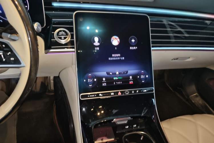 Used Mercedes-Benz Maybach S-Class 2021 S 480 4MATIC Audio And AC Panel