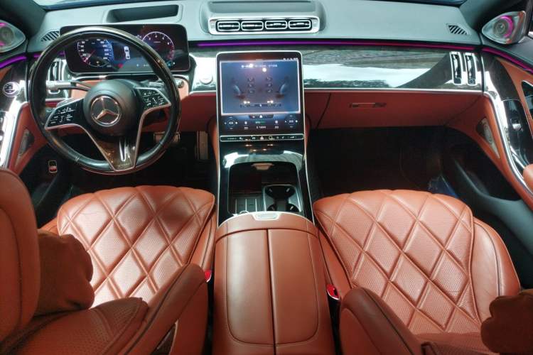 Used Mercedes-Benz Maybach S-Class 2021 S 480 4MATIC Audio And AC Panel