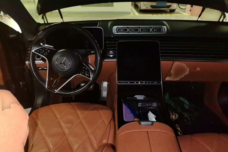 Used Mercedes-Benz Maybach S-Class 2021 S 480 4MATIC Center Console