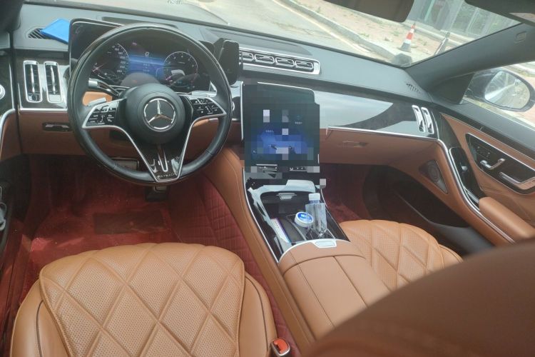 Used Mercedes-Benz Maybach S-Class 2021 S 480 4MATIC Center Console