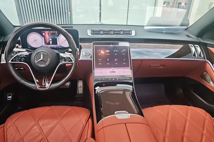 Used Mercedes-Benz Maybach S-Class 2021 S 480 4MATIC Center Console