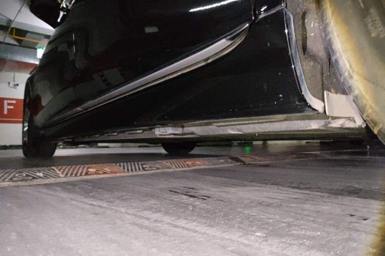 Used Mercedes-Benz Maybach S-Class 2021 S 480 4MATIC Chassis Rear Left