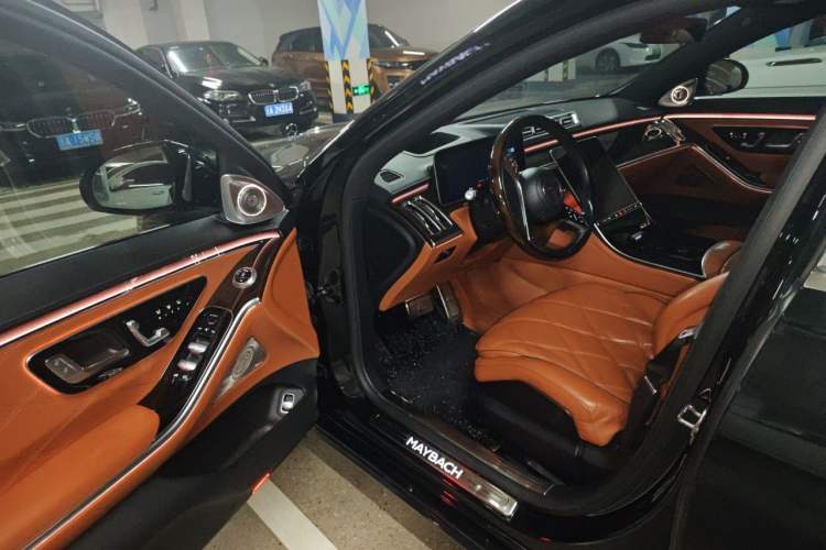 Used Mercedes-Benz Maybach S-Class 2021 S 480 4MATIC Driver Seat