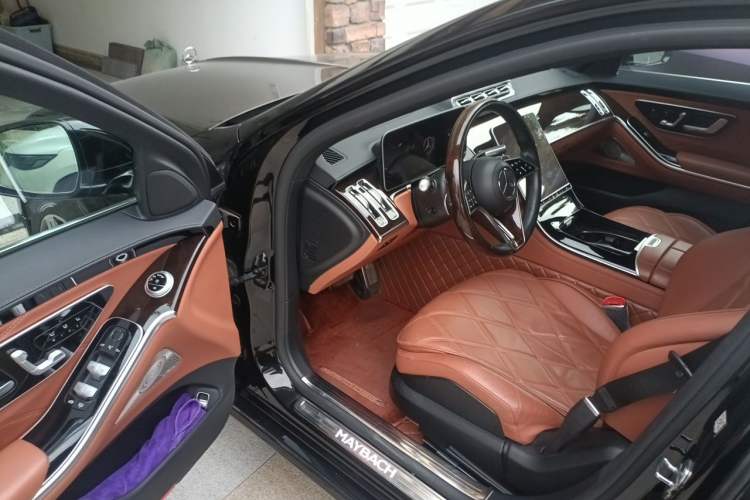 Used Mercedes-Benz Maybach S-Class 2021 S 480 4MATIC Driver Seat