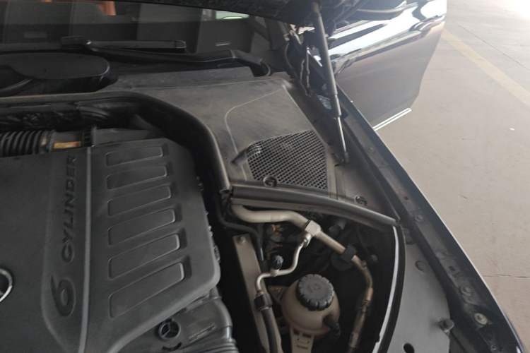 Used Mercedes-Benz Maybach S-Class 2021 S 480 4MATIC Engine Bay Left