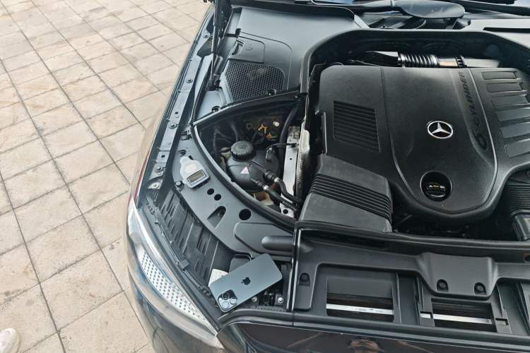 Used Mercedes-Benz Maybach S-Class 2021 S 480 4MATIC Engine Bay Right