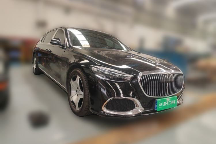 Used Mercedes-Benz Maybach S-Class 2021 S 480 4MATIC Front Right 45 Deg