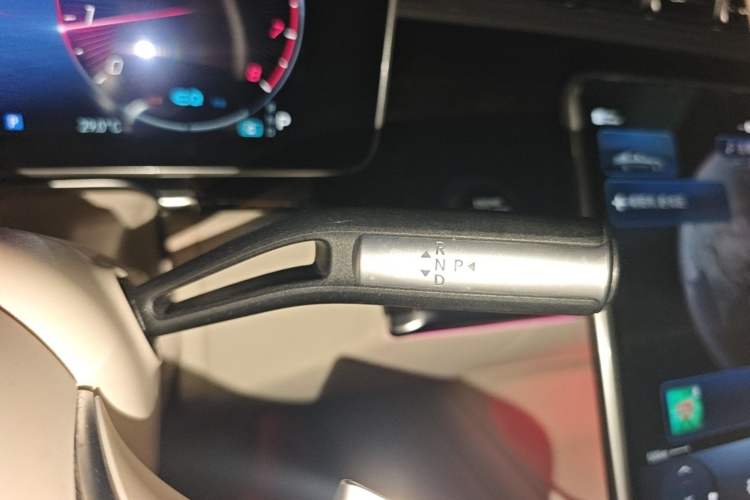 Used Mercedes-Benz Maybach S-Class 2021 S 480 4MATIC Gear Lever