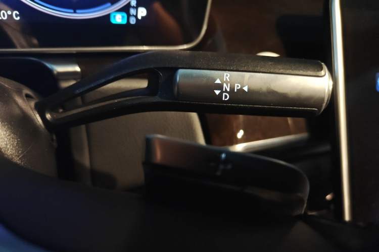 Used Mercedes-Benz Maybach S-Class 2021 S 480 4MATIC Gear Lever