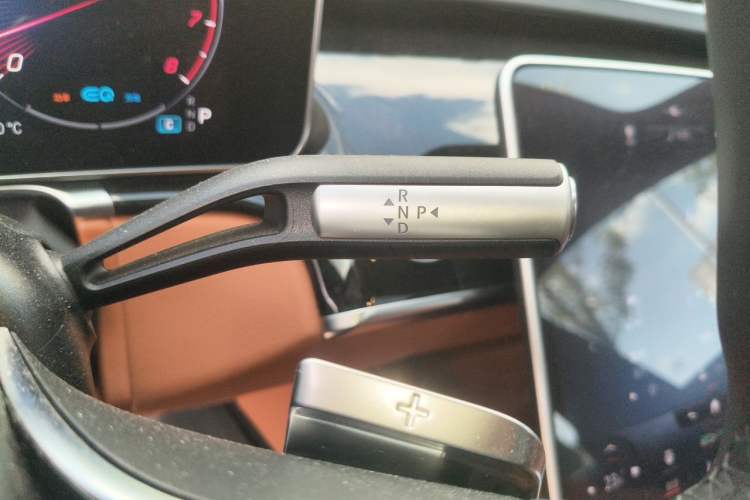 Used Mercedes-Benz Maybach S-Class 2021 S 480 4MATIC Gear Lever