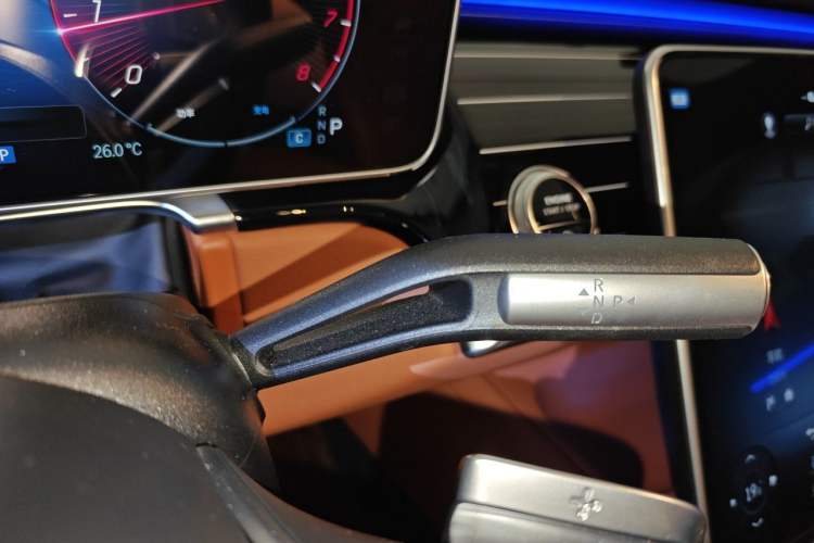 Used Mercedes-Benz Maybach S-Class 2021 S 580 4MATIC Gear Lever
