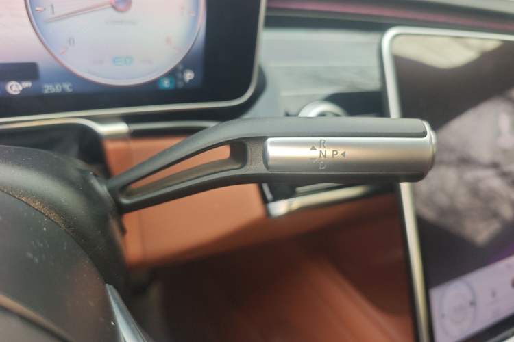 Used Mercedes-Benz Maybach S-Class 2021 S 580 4MATIC Gear Lever