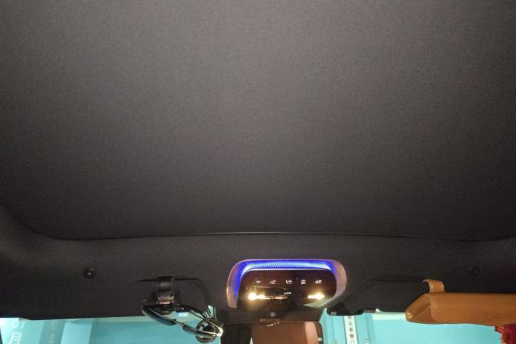 Used Mercedes-Benz Maybach S-Class 2021 S 480 4MATIC Headliner