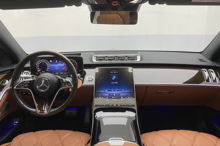 Used Mercedes-Benz Maybach S-Class 2021 S 480 4MATIC Interior 1