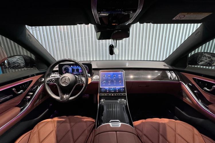 Used Mercedes-Benz Maybach S-Class 2021 S 480 4MATIC Interior 1