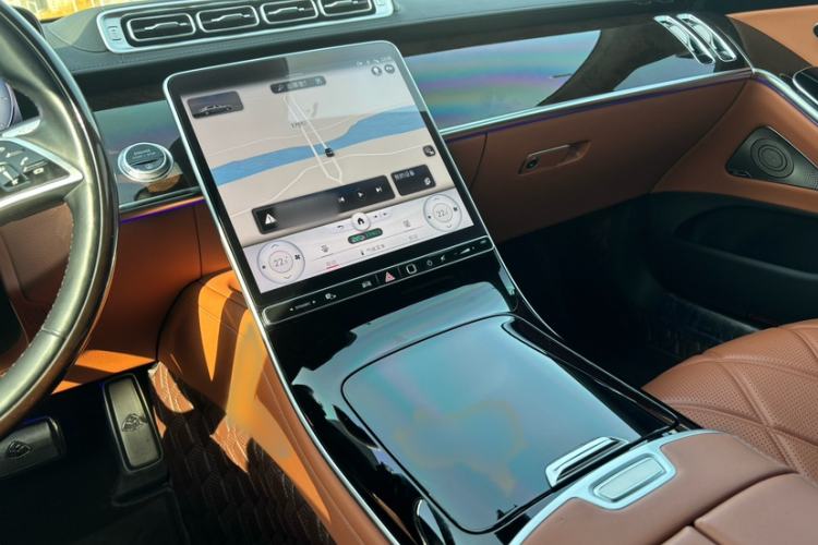 Used Mercedes-Benz Maybach S-Class 2021 S 480 4MATIC Interior 14